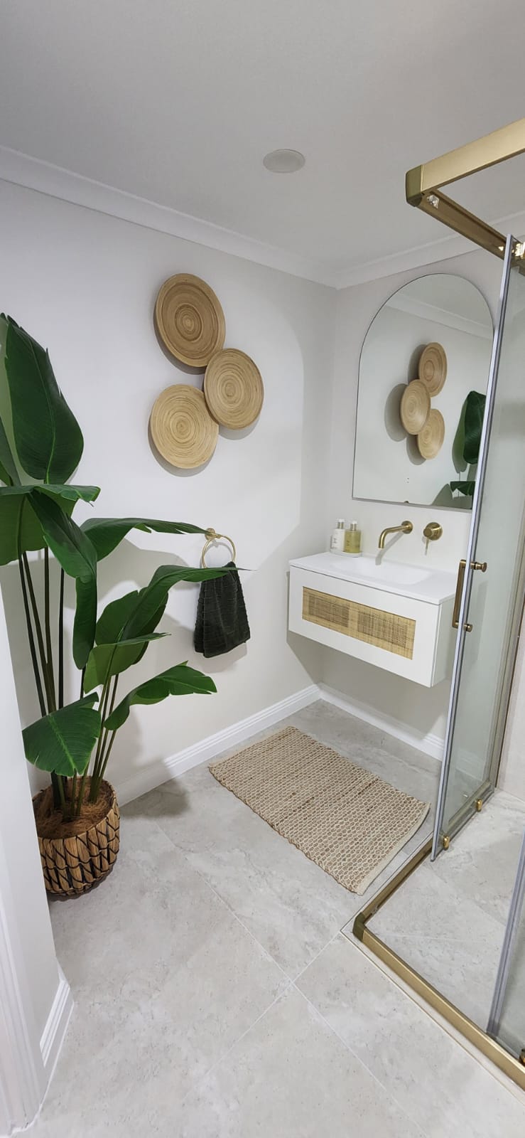 Coastal Rattan Ensuite Renovation